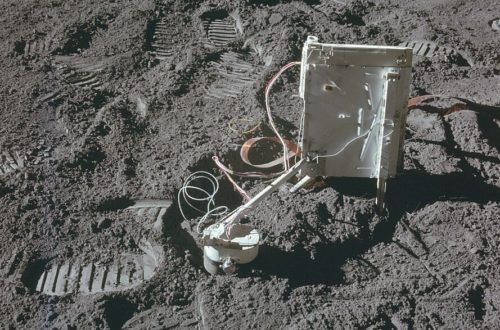 Apollo 15 Device Used To Detect Moon Atmosphere