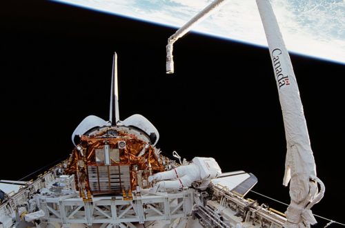 Canadarm 1 STS 72 Canadian Space Agency
