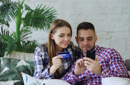 How To Choose The Right Bank As A Young Couple
